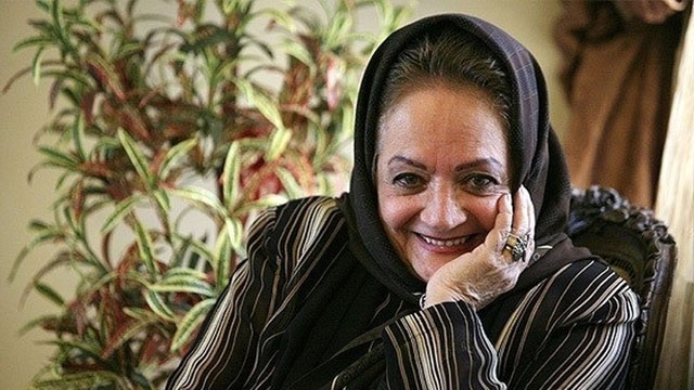 وداع مردم و هنرمندان با اولین کارگردان زن سینمای ایران