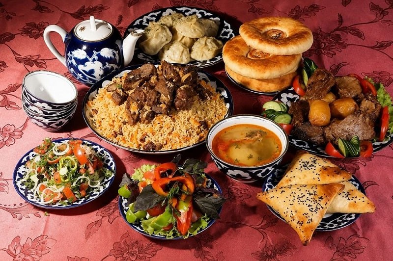 سفره تاجیکی؛ روایت فرهنگ، مهمان‌نوازی و خاطره