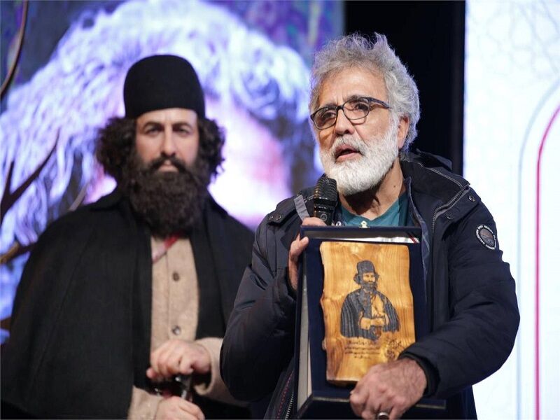 'Mirza Koochack Khan' director wins Mirza award