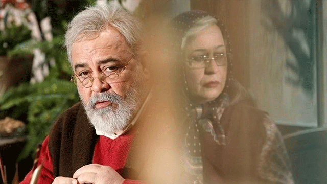 "مقهى سلطان" يجمع بين "شريفي نيا و"حاجيان"!