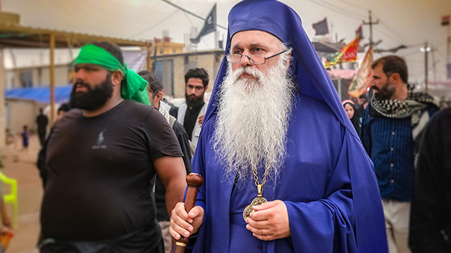 Bishop of Georgia on Arbaeen walk