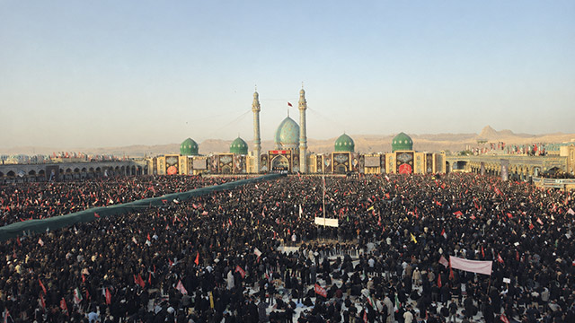 الوداع الأخير للقائد الشهيد في مسجد "جمكران"