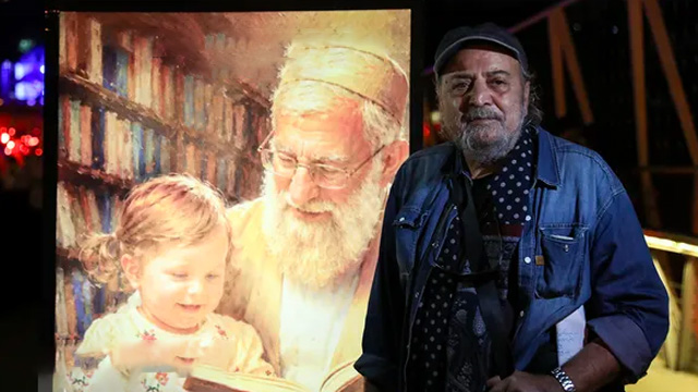 سیروس مقدم از مستند «رهبر شهید ایران» گفت